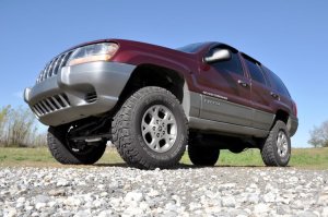 Jeep Grand Cherokee Suspension Lift Kit - Rough Country - 4 Inch - '99-'04